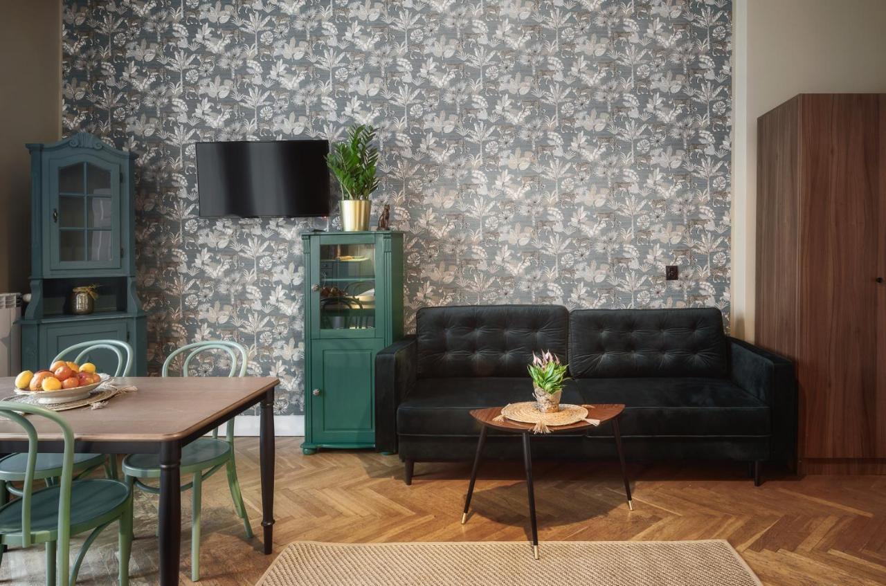 Apartament Safari Hotel Łódź Kültér fotó