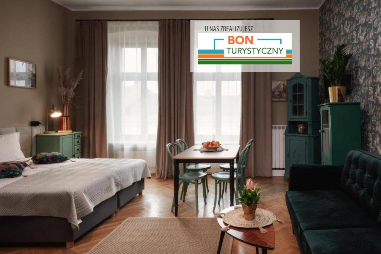 Apartament Safari Hotel Łódź Kültér fotó